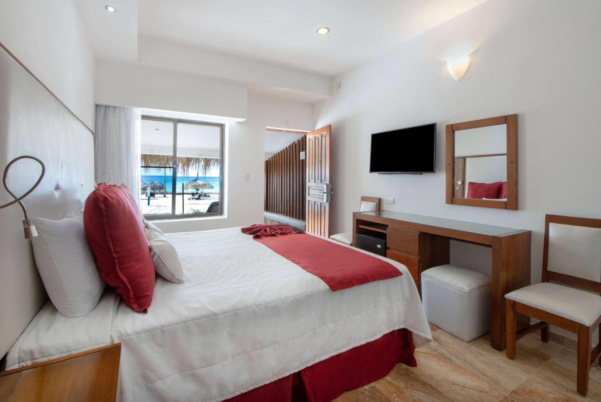 Viva Dominicus Beach By Wyndham, A Trademark All Inclusive Bayahibe Exterior foto