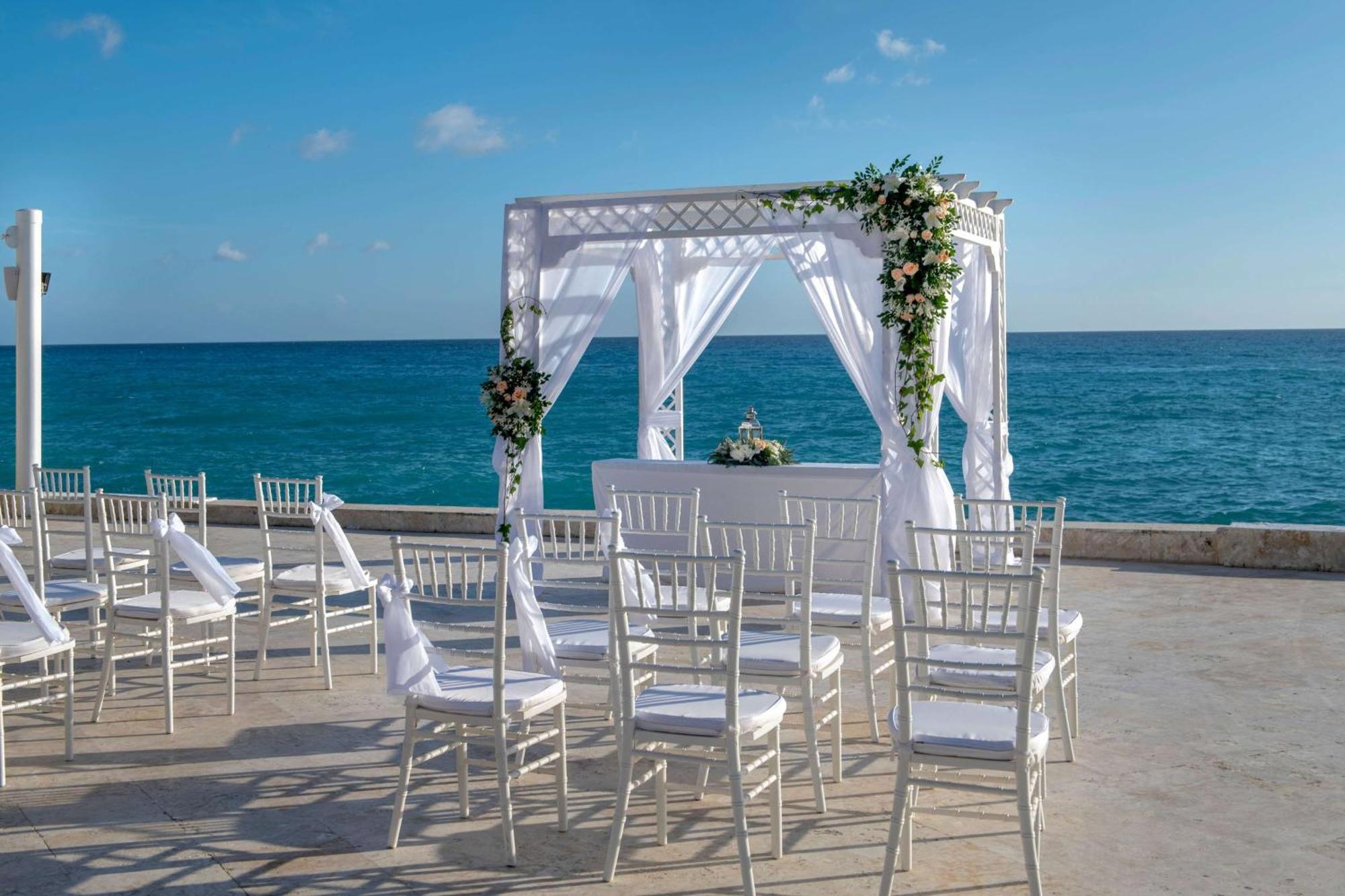 Viva Dominicus Beach By Wyndham, A Trademark All Inclusive Bayahibe Exterior foto